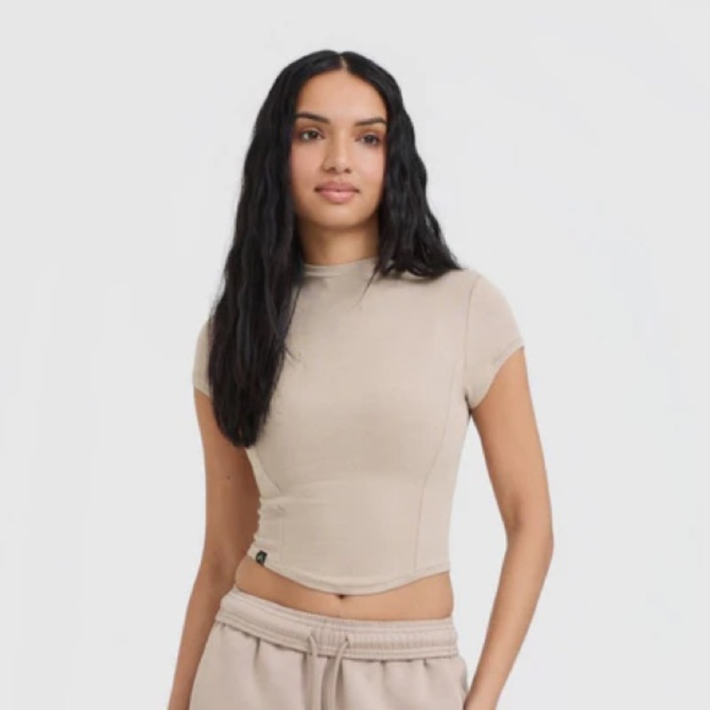 Oner Active Mellow Rib Mid Length Mock Neck T-Shirt - Size M - Mushroom Brown